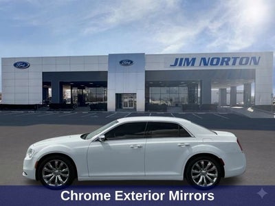 2018 Chrysler 300 Touring