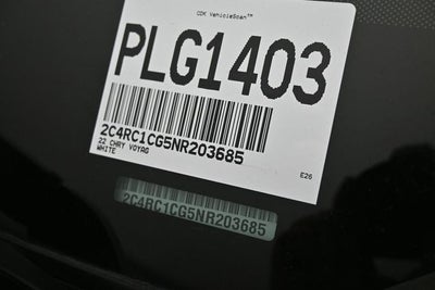 2022 Chrysler Voyager LX
