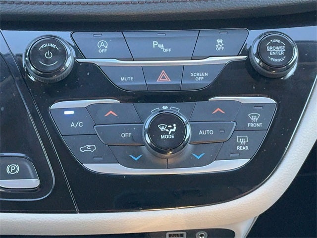 2019 Chrysler Pacifica Limited