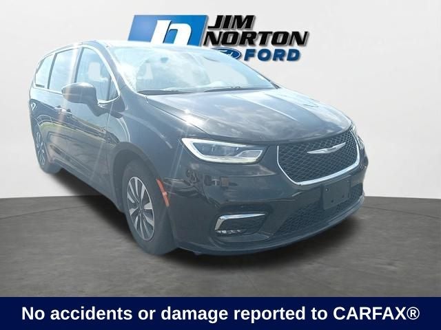 2023 Chrysler Pacifica Hybrid Touring L