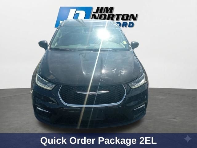 2023 Chrysler Pacifica Hybrid Touring L