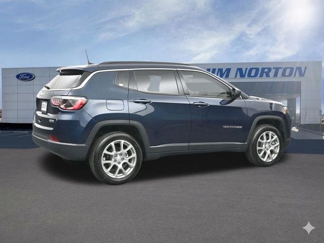 2024 Jeep Compass Latitude Lux