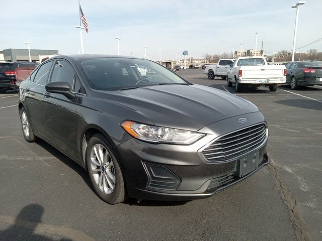 2020 Ford Fusion SE