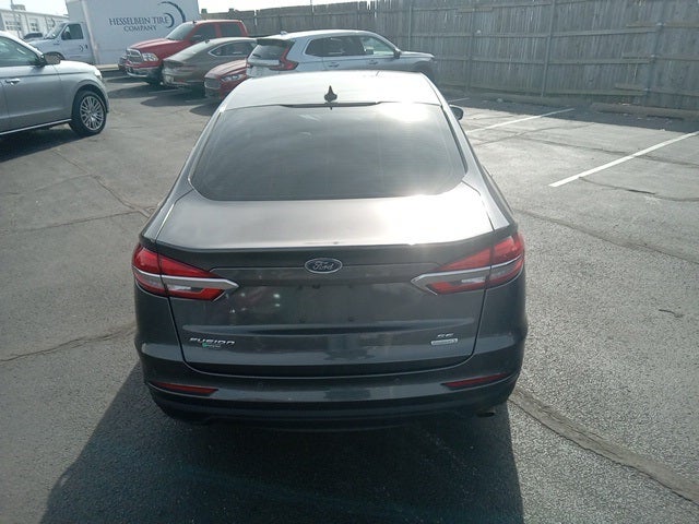 2020 Ford Fusion SE