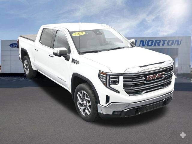 2023 GMC Sierra 1500 SLT