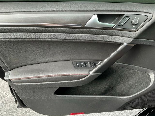 2021 Volkswagen Golf GTI 2.0T SE