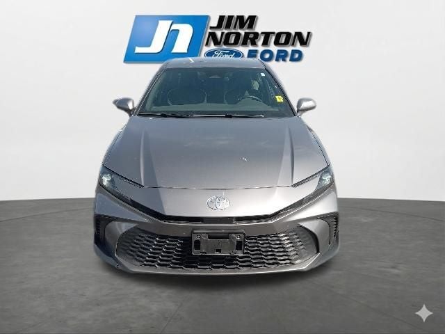 2025 Toyota Camry SE Hybrid