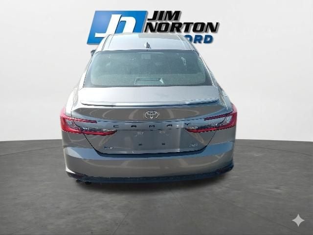 2025 Toyota Camry SE Hybrid