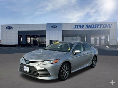 2024 Toyota Camry Hybrid XLE