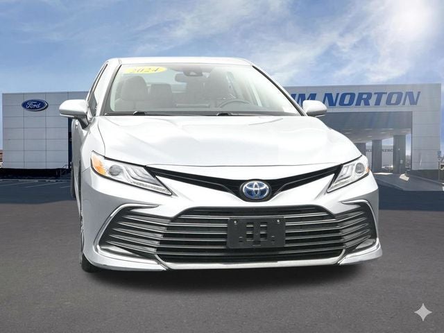 2024 Toyota Camry Hybrid XLE