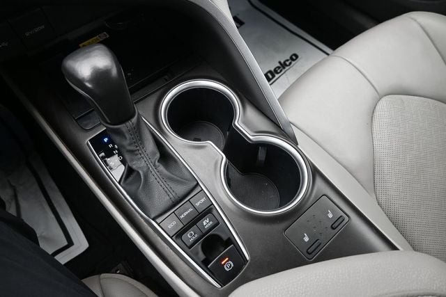 2024 Toyota Camry Hybrid XLE