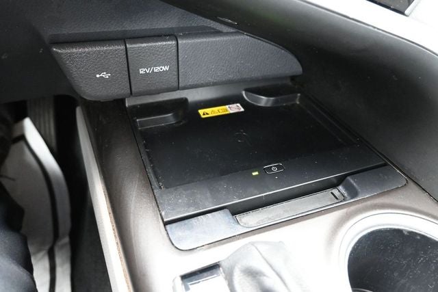2024 Toyota Camry Hybrid XLE