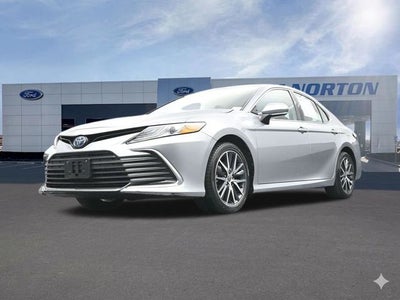 2024 Toyota Camry Hybrid XLE