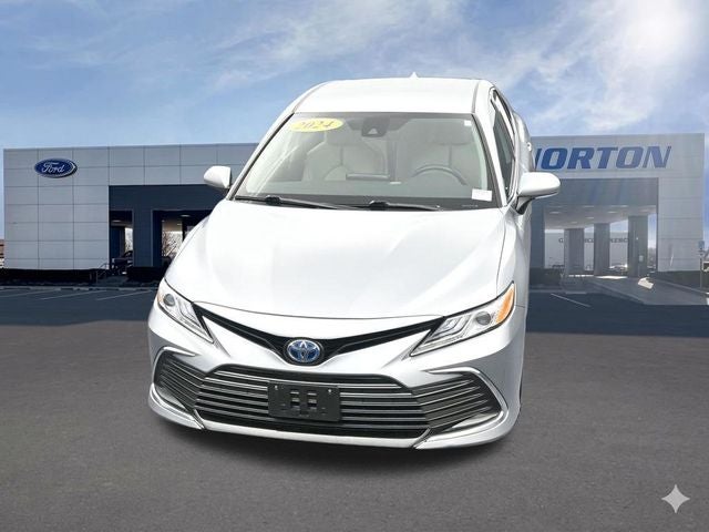 2024 Toyota Camry Hybrid XLE