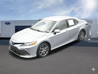 2024 Toyota Camry Hybrid XLE