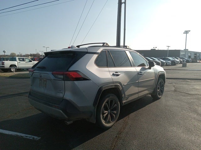 2023 Toyota RAV4 Hybrid SE