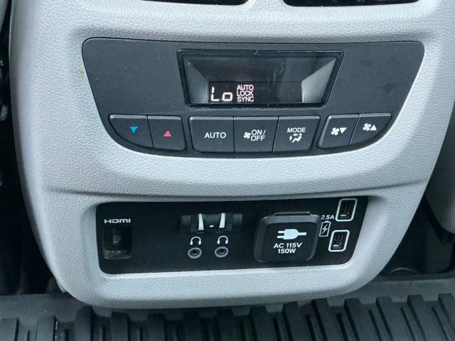 2019 Honda Pilot EX-L w/Navigation and Rear Entertainment System