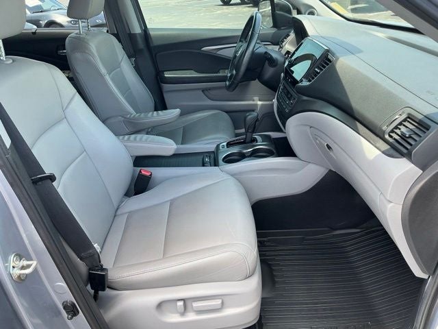 2019 Honda Pilot EX-L w/Navigation and Rear Entertainment System