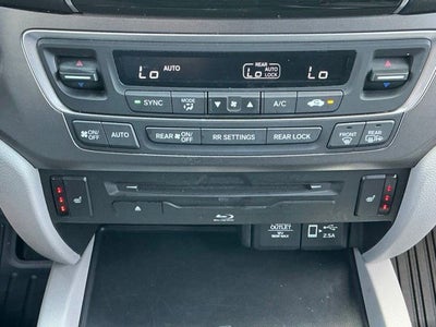 2019 Honda Pilot EX-L w/Navigation and Rear Entertainment System