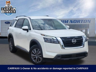 2025 Nissan Pathfinder SV