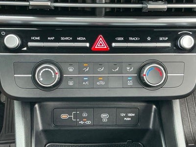 2025 Hyundai Santa Cruz SE