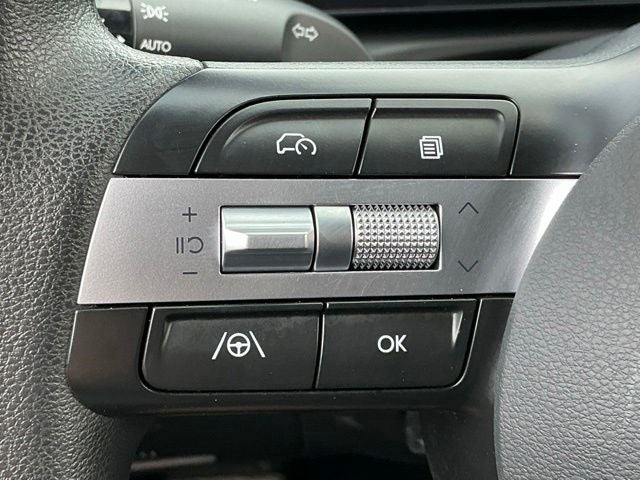 2025 Hyundai Santa Cruz SE