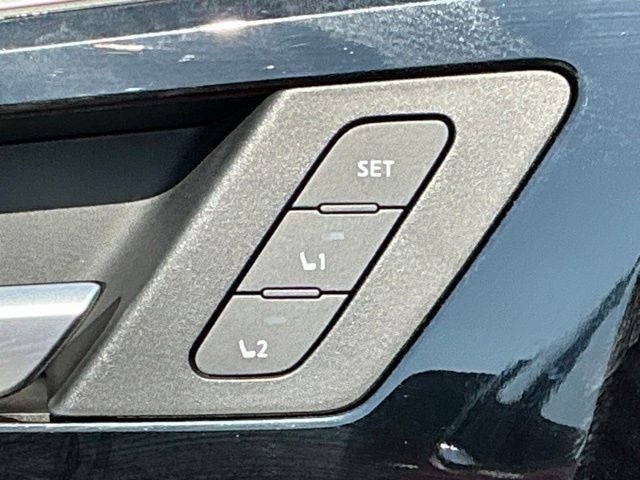 2024 Mitsubishi Outlander PHEV SEL Black Edition