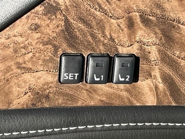 2021 INFINITI QX80 Premium Select