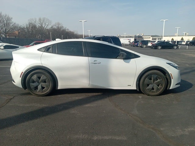 2023 Toyota Prius LE
