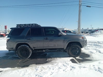 2022 Toyota 4Runner SR5 Premium