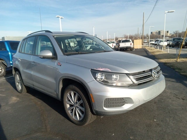 2017 Volkswagen Tiguan Limited 2.0T